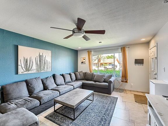 4th image of 2465 E La Jolla Dr