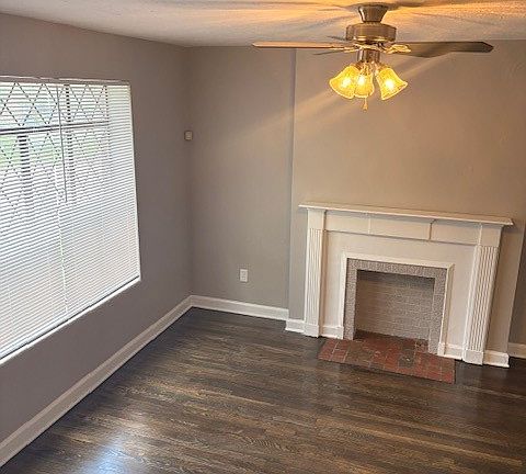 3rd image of 1061 S Cassingham Rd