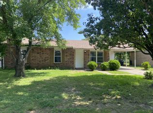 103 Rowe Ave, Pocola, OK 74902