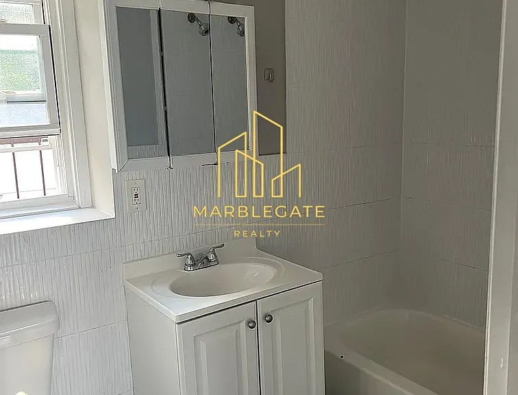 8 Chadwick Ave #11 — Photo 5