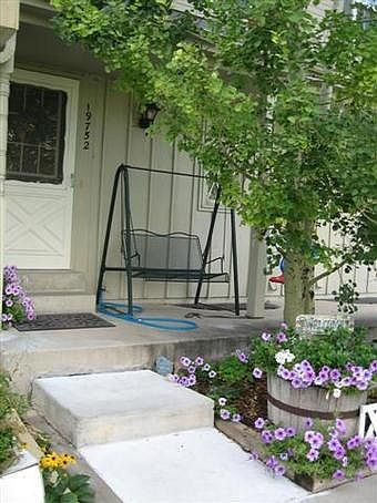 Cute and cozy townhouse