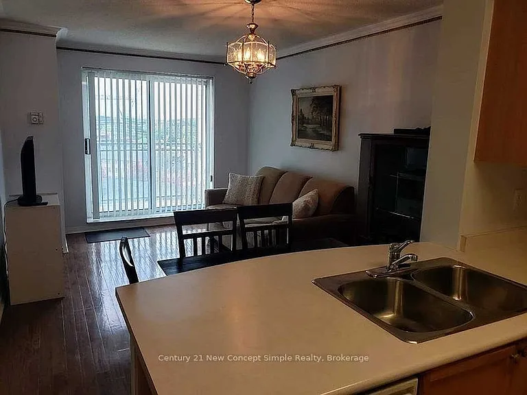 51 Baffin Ct #716 — Photo 5