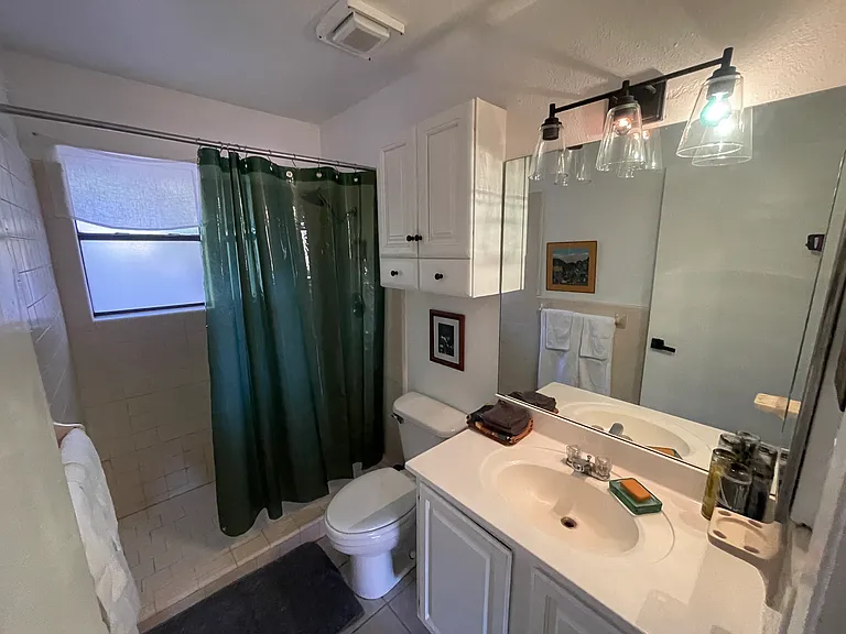 208 Hackberry St #A — Photo 15