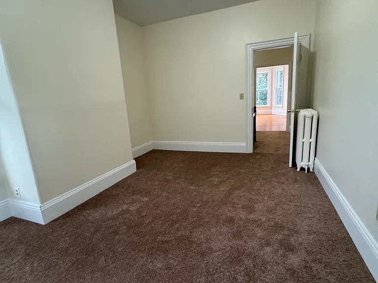 55 Water St — Photo 10