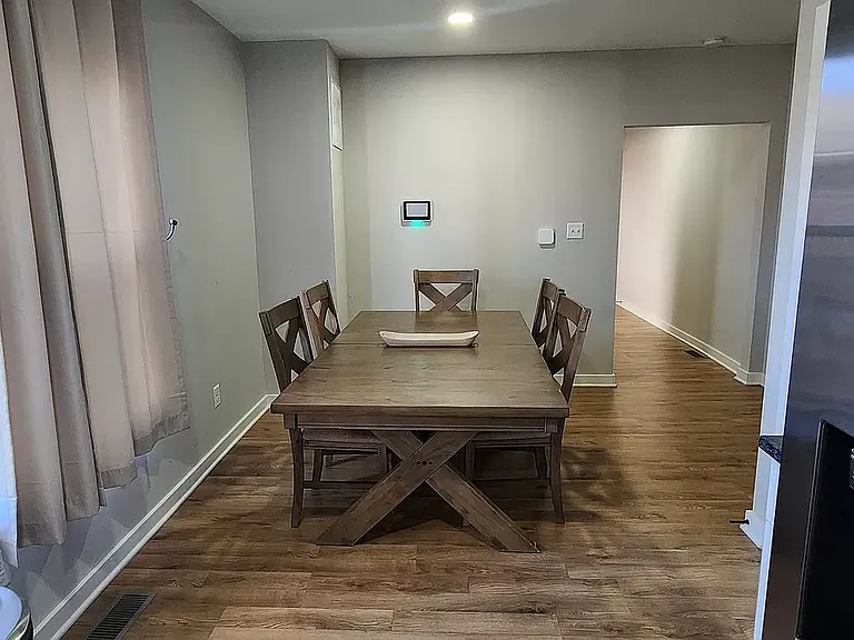 432 Sanders St #2 — Photo 5