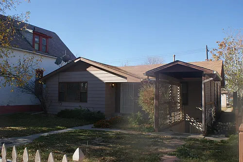 3107 N High St Photo 1
