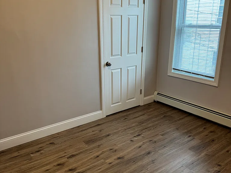 154 Mott St #2 — Photo 14