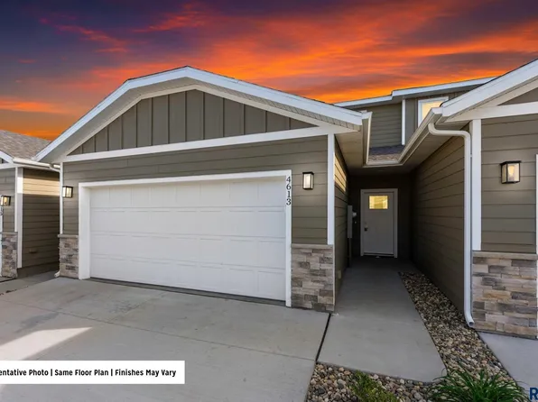 4615 E Whisper Ridge Pl, Sioux Falls, SD 57108