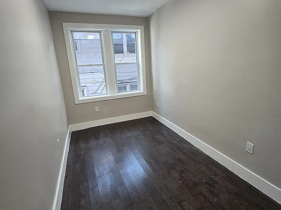 3 Bedrooms at 190 N Park St #5, East Orange NJ — photo 3
