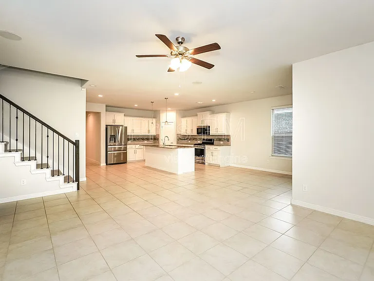 1016 Napier Way — Photo 5