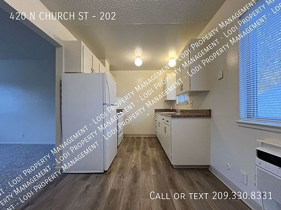 4th image of 420 N Church St APT 202