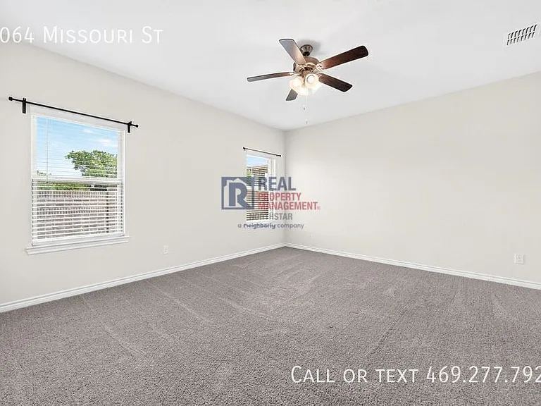 2064 Missouri St — Photo 23