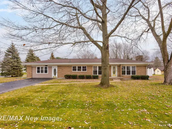 650 Gillette Dr, Saginaw, MI 48609