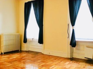 1821 Spring Garden St #3F, Philadelphia, PA 19130