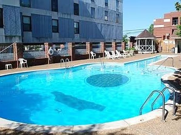 11 Music Sq E APT 601