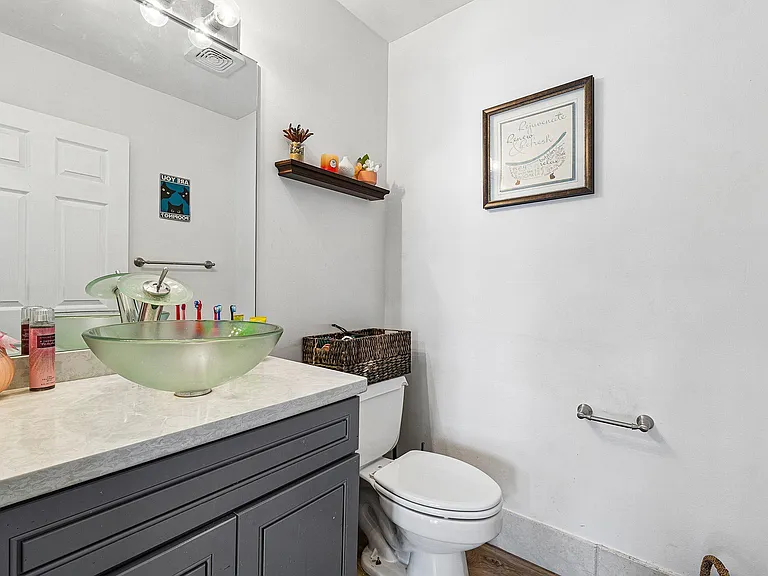 7366 Ashley Shores Cir — Photo 17