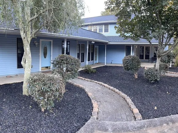 102 Crestwood Rd, Centerville, GA 31093