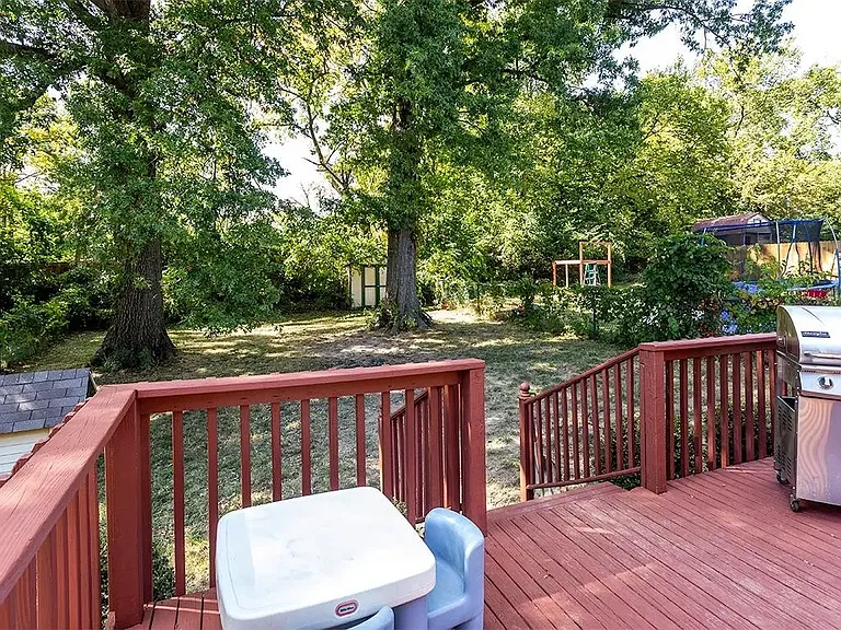 981 Glenna Dr — Photo 21