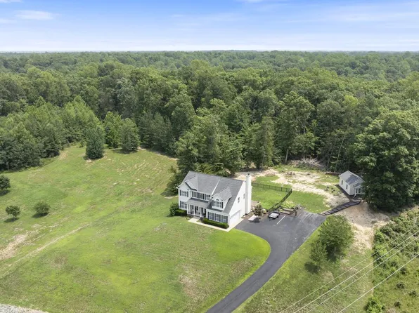28343 Ben Oaks Dr, Mechanicsville, MD 20659