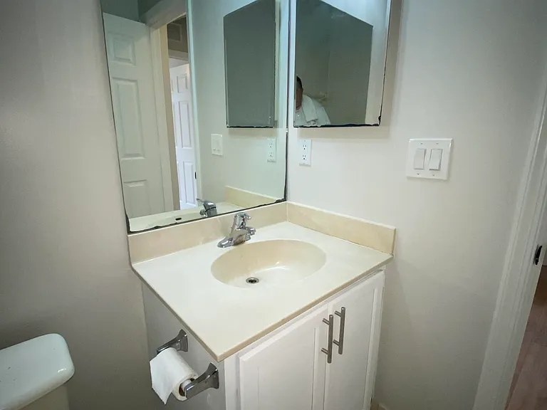 1215 Rosegate Blvd — Photo 32