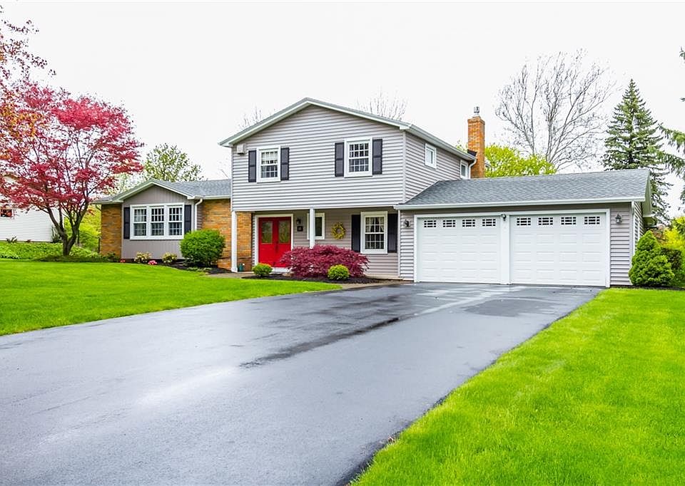 1st image of 10 Keystone Ct