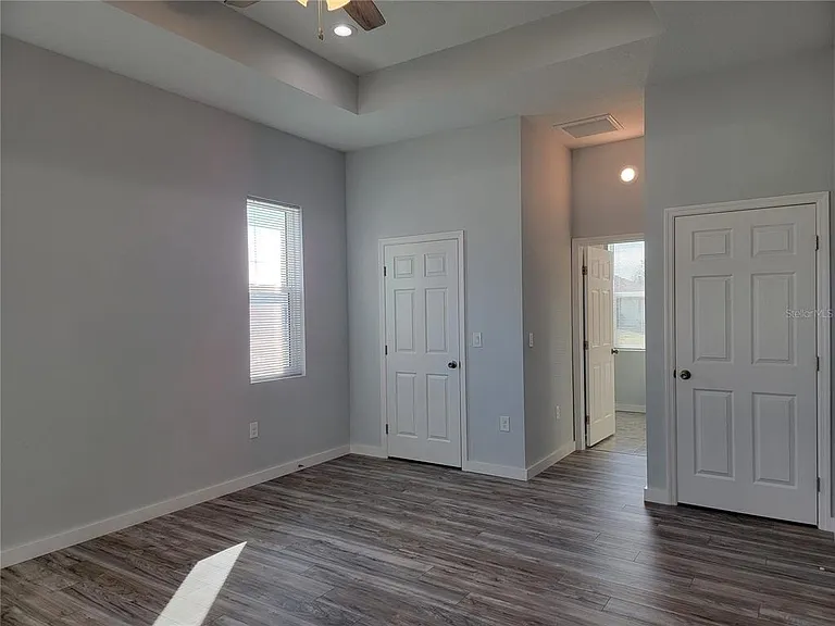 2646 Logsdon St — Photo 14