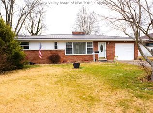 2543 Lakeview Dr, Saint Albans, WV 25177