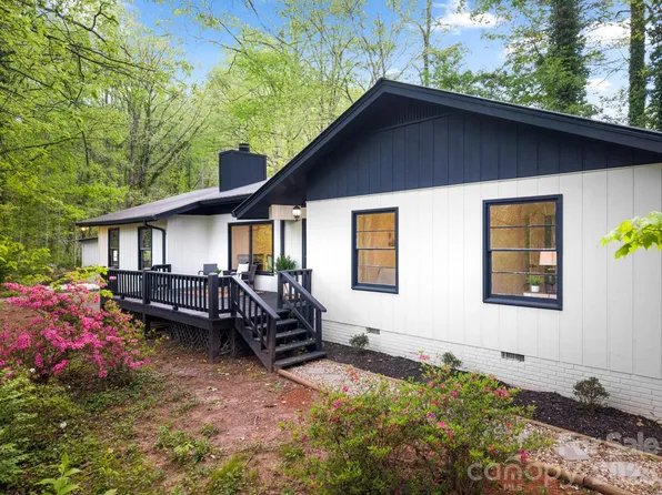 1 Virginia Ln, Cullowhee, NC 28723