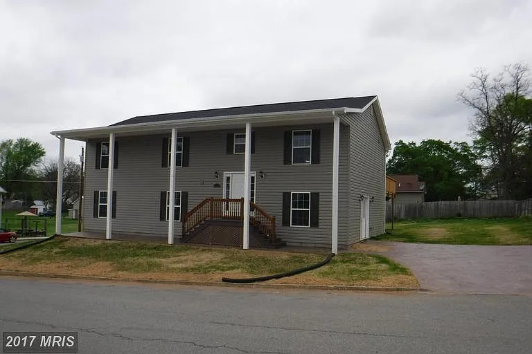 123 E Antietam St photo 1