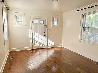 1 bed, 700 sqft, $1,400 — Photo 2