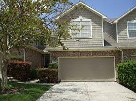 1st image of 9821 Castlewood Dr