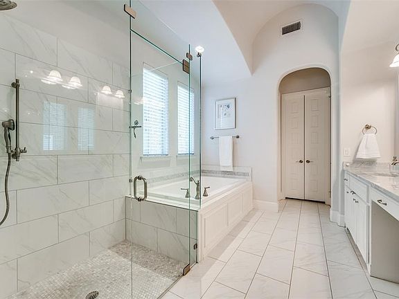 5th image of 3530 Evita Dr