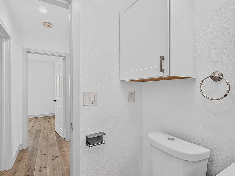 933 Alamitos Ave — Photo 25