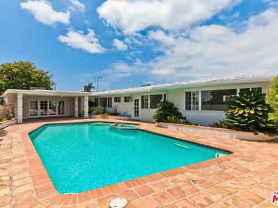 4821 W 63rd St, Los Angeles, CA, 90056