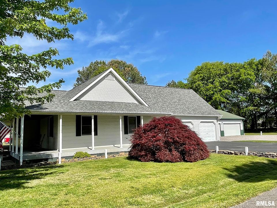 1203 White Pine Ln, Metropolis, IL 62960 Zillow