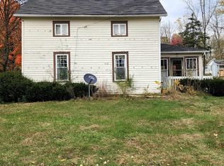 201 Holmes St, Rio, WI 53960