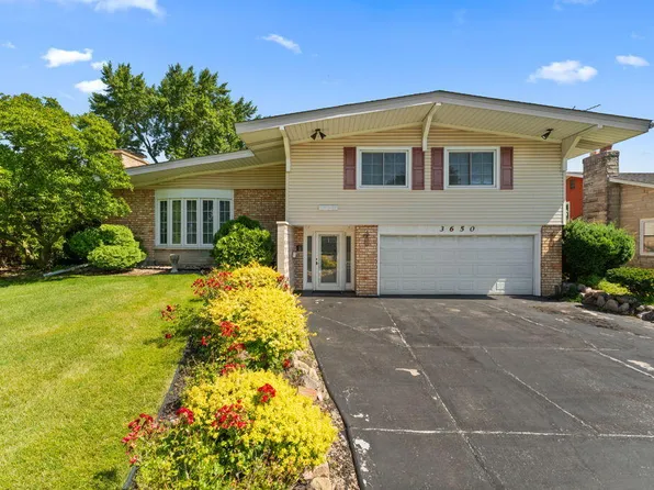 3650 E 34th Pl, Hobart, IN 46342