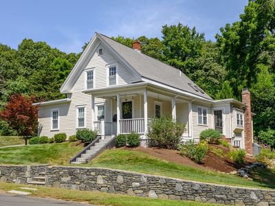 117 Hobart St, Hingham, MA, 02043