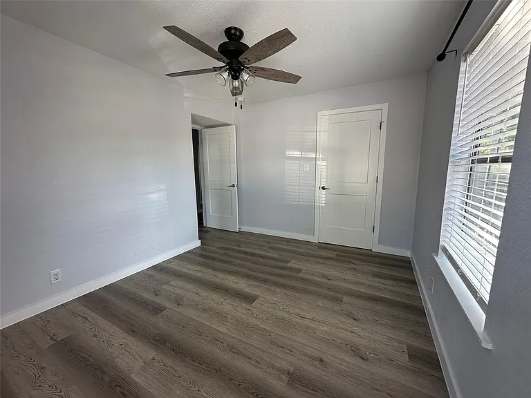 4412 Gillis St #A — Photo 18