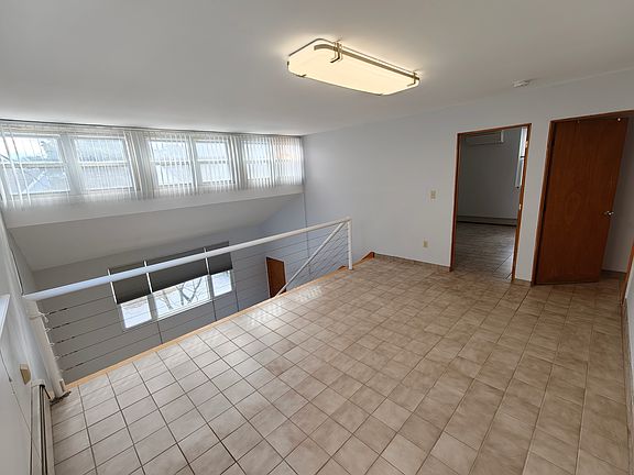 5th image of 37-39 Robertson Ave #1
