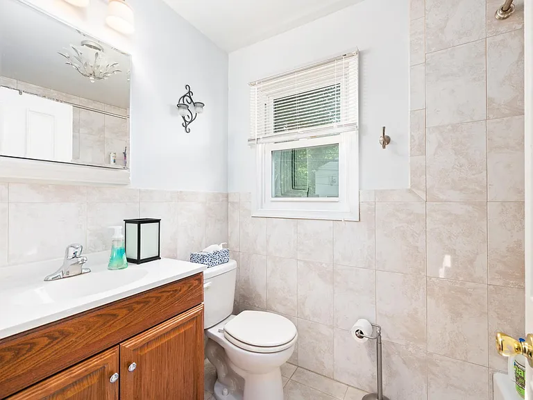 313 Williams Rd — Photo 10