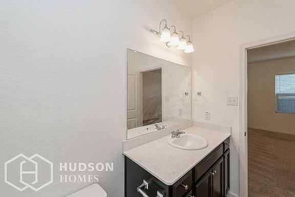 4th image of 2533 Comal Creek Dr