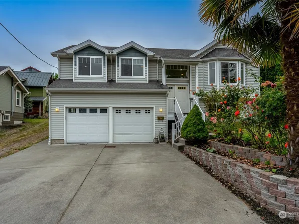 5823 16th Avenue S, Seattle, WA 98108