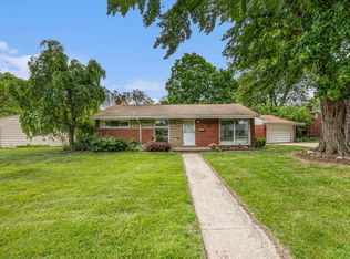 32530 Halmich Dr, Warren, MI 48092