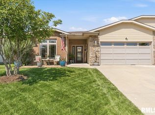 7003 Preston Dr, Springfield, IL 62711