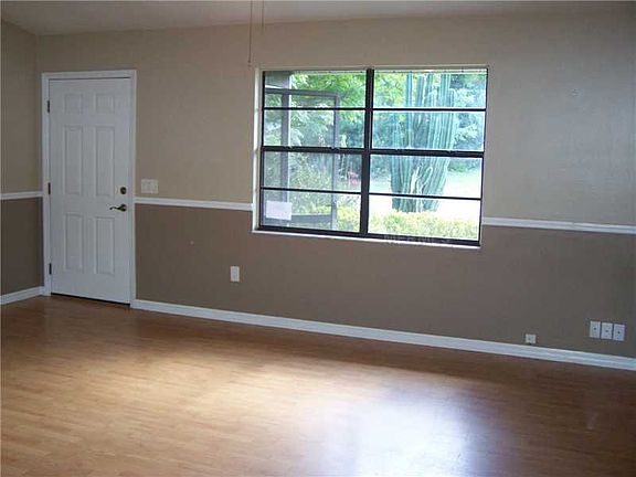 4th image of 1472 Melshire Ave