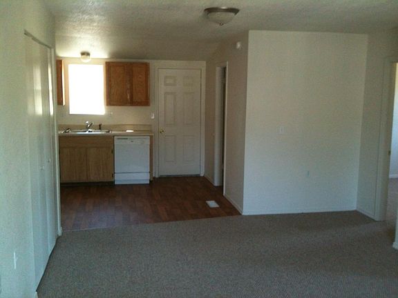 2nd image of 125 Mink Ln APT A