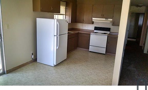 3rd image of 1539 Valle Vista Ave