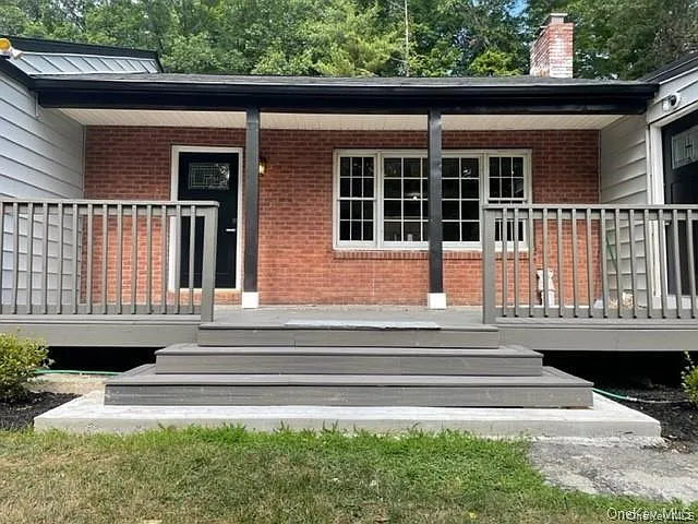 126 Roselawn Rd — Photo 2