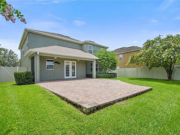 5th image of 716 Legacy Park Dr